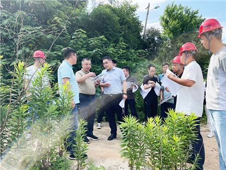 集团调研督导赶山片区全民健身中心及配套设施项目建设工作
